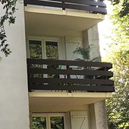 Lo Cantales D'aubrac Лайоль